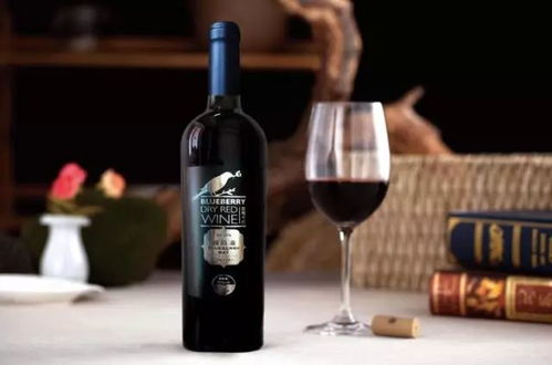 一杯藍(lán)莓紅酒,一份幸福生活